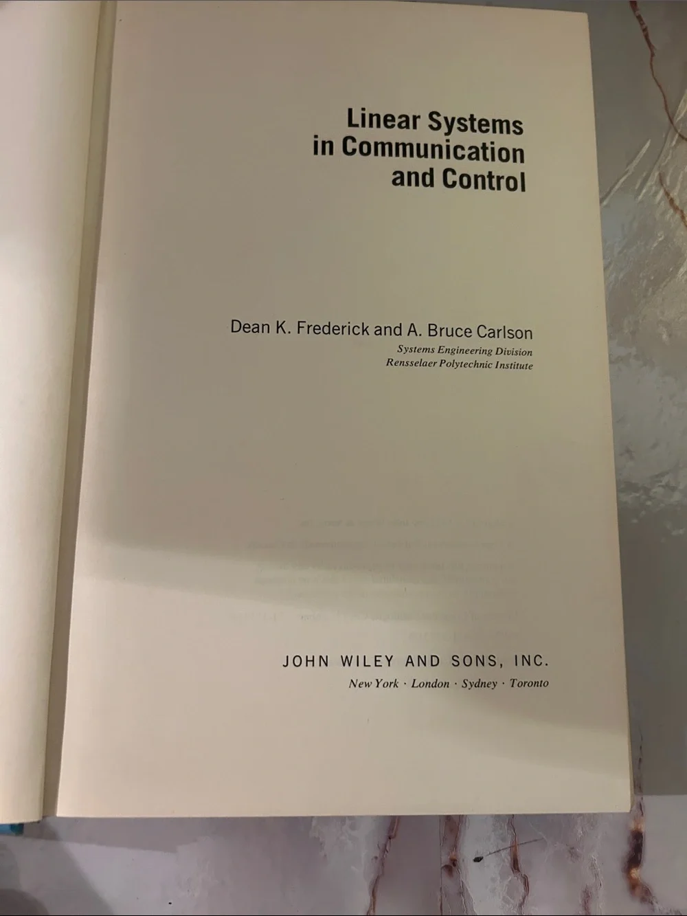 Vintage College Book 1971: Linear Systems in Communication and Control